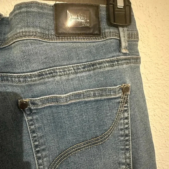 Joseph Ribkoff Denim Medium Blue High-Rise Bootcut Jeans SZ 8/29 - Picture 4 of 8